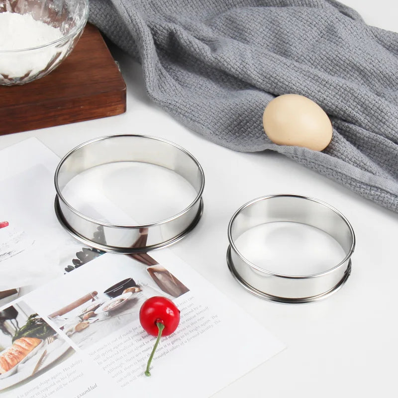 6PCS Stainless Steel Mousse Cake Mold Heat-Resistant Perforated Round Tart Ring Cookies Pastry Circle Cutter Mold Baking Tools